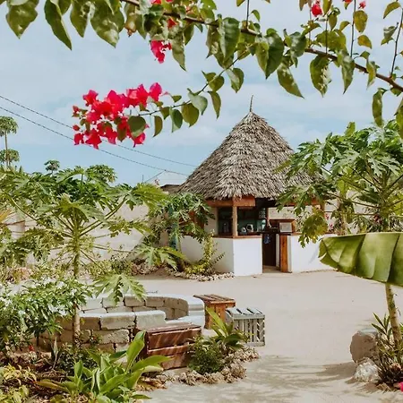 Bukoba Villas - Olive - Private Pool, Ac & Wi-Fi
